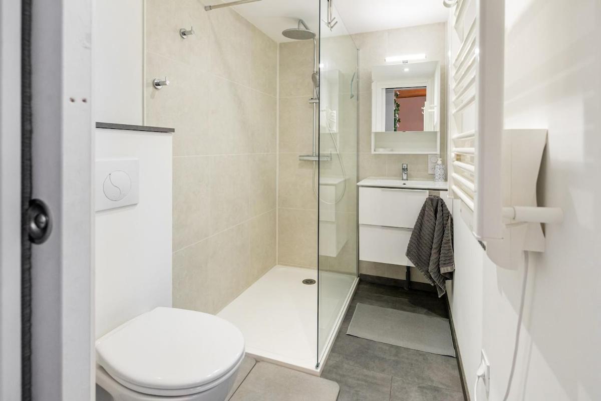 Gite Studio 4 A 6 Personnes Doué-la-Fontaine Esterno foto