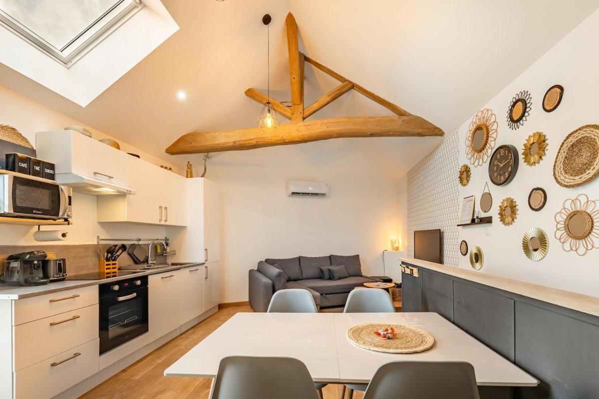 Gite Studio 4 A 6 Personnes Doué-la-Fontaine Esterno foto